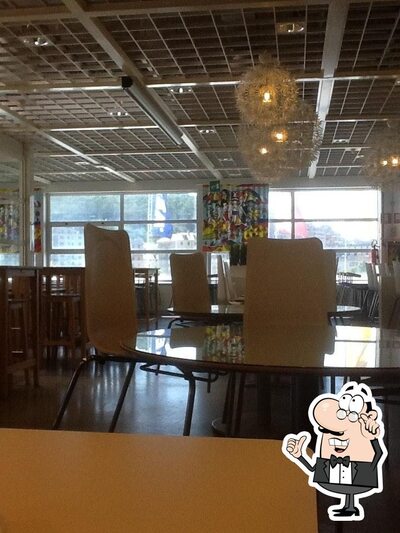 Dai un'occhiata agli interni di Ristorante Ikea