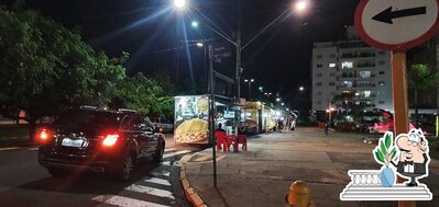 O exterior do Bauru na Praça