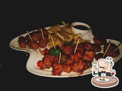 Meals at Paara