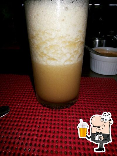 Desfrute de uma bebida no Forte Apache