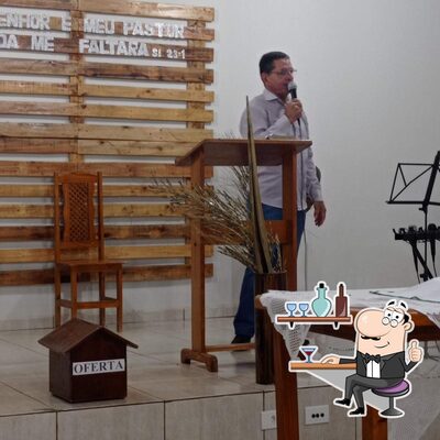 Veja imagens do interior do Mary Lanches