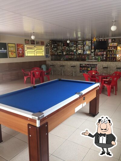 O interior do Constantino Bar