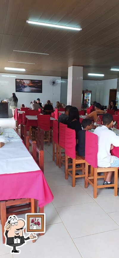 O interior do Restaurante Sabor da Montanha
