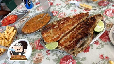 Escolha um sanduíche no Restaurante Roda Viva