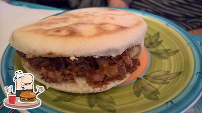 Gli hamburger di Trattoria 東 potranno incontrare i gusti di molti
