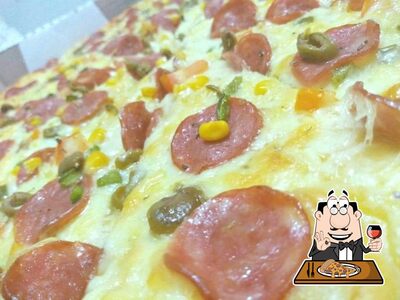 Consiga pizza no D'jell Lanches
