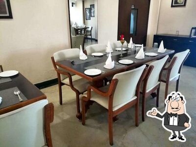 The interior of Navratna - Hotel Green Acres