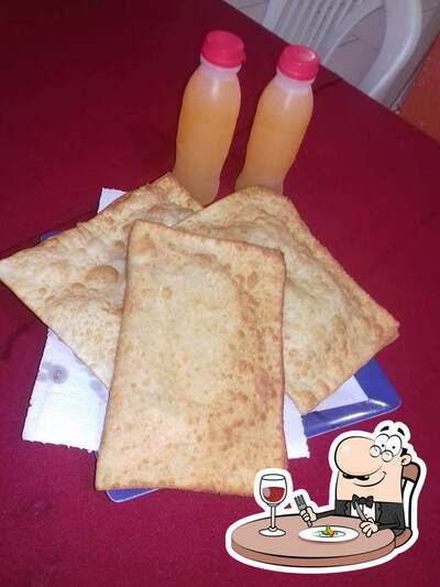 Comida em Pizzaria Night Point
