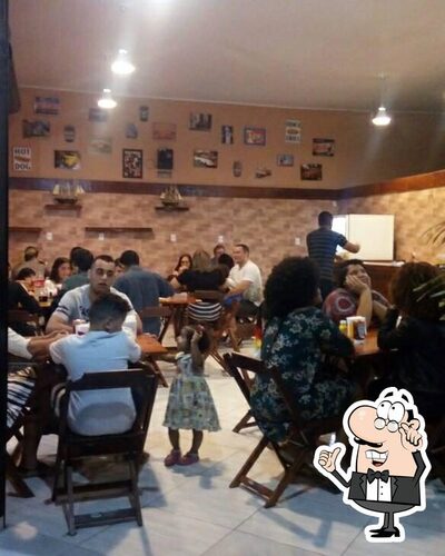 O interior do Hamburgueria Cantinhos Burger