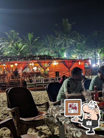 Check out how Gois Beach Shack looks inside
