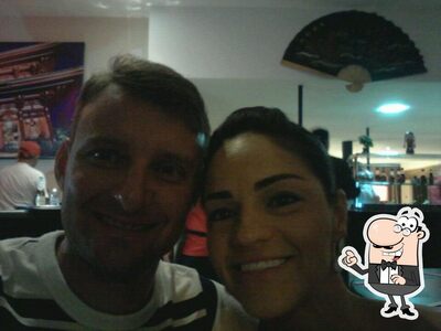 Veja imagens do interior do Bonsai Sushi Lounge
