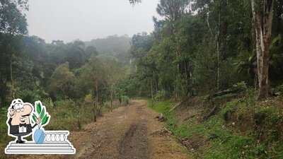 Você pode espairecer no na área externa do Mercado Paraíso da Serra