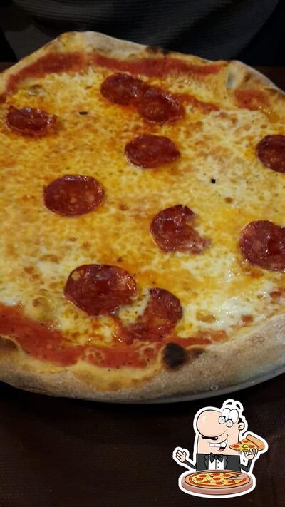A L'Arca, puoi provare una bella pizza