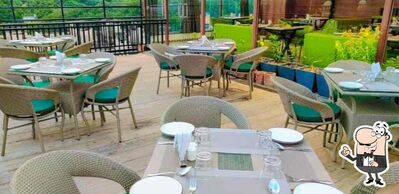 Check out how Hotel Gold Inn looks inside