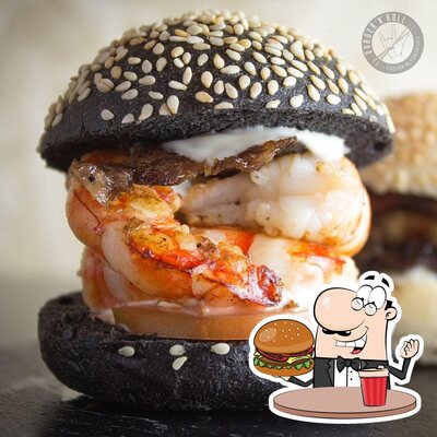 Gli hamburger di Tabehodai Sushi (AYCE) potranno soddisfare molti gusti diversi