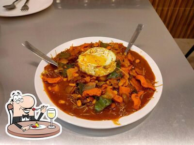 Meals at ROYAL RESTRO