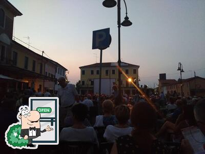Goditi la vista dall'area esterna di Trattoria Bar Cae