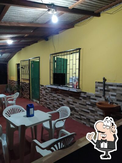 Veja imagens do interior do Vilhenas Lanche