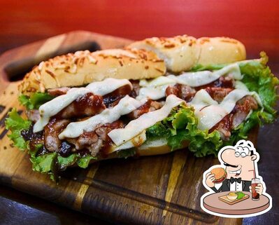 Delicie-se com um hambúrguer no CariocaMix Premium Belford Roxo RJ