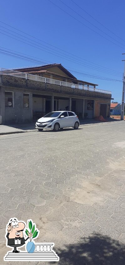 a parte exterior é uma característica importante do Bar do Baggio