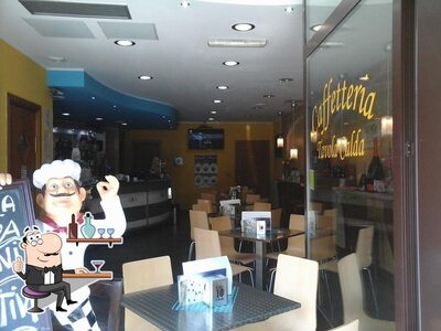 Dai un'occhiata agli interni di Caffe' 10 E LODE