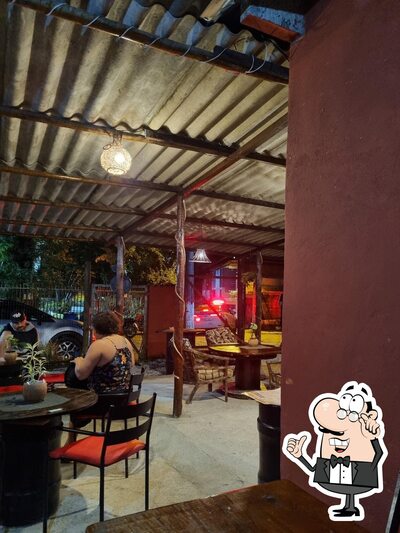 Veja imagens do interior do Quitutes com Sabor