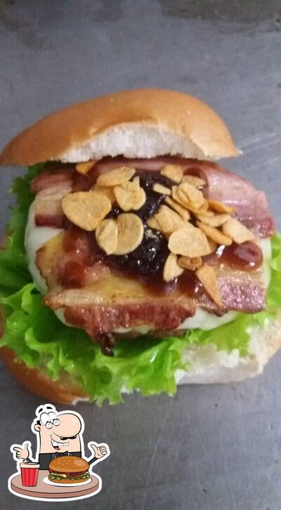 Experimente um hambúrguer no Bread & Burger Cuiabazinho MT