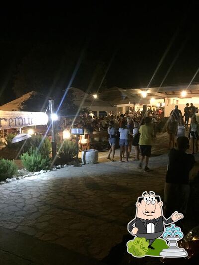 Goditi la vista dagli esterni di Konoba Premuda Premuda