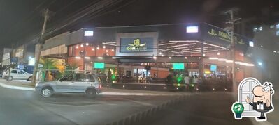 Você pode espairecer no exterior Dom Muster Cozinha & Bar em Samambaia