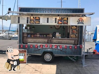 L'extérieur de La Crêpe Qui Rit