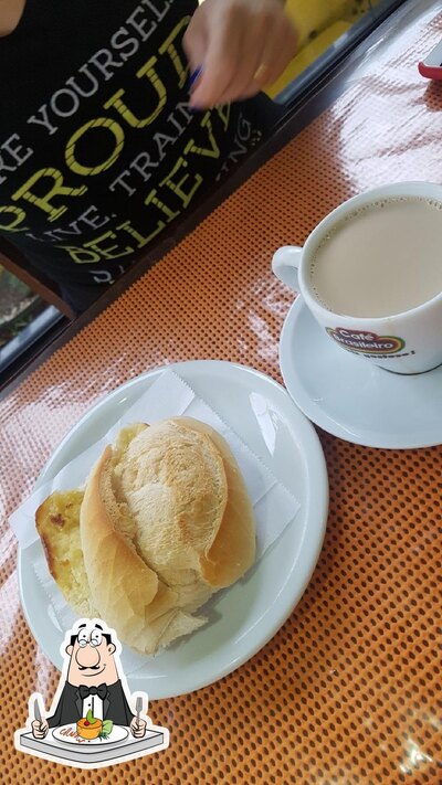 Comida em Cafe Berton