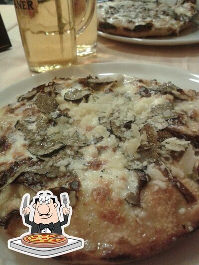 A Da Luca, puoi assaggiare una bella pizza
