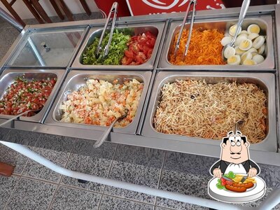 Comida em Restaurante Bom Prato