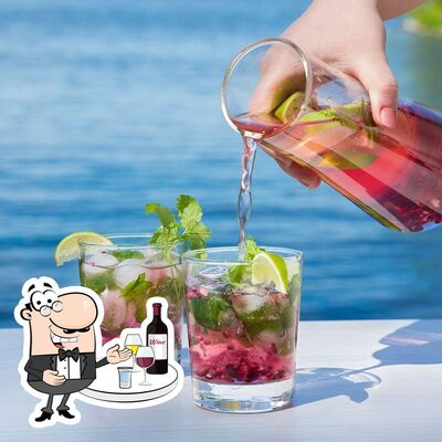 Fai la tua scelta tra un'ampia gamma di drink e cocktail al pub & bar Beach Bar El Patron