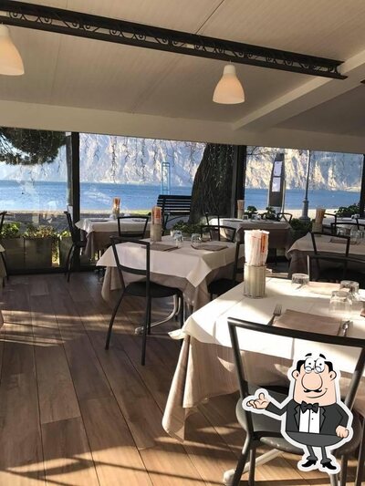 Dai un'occhiata agli interni di Ristorante Villa Cian (Torbol sul Garda, TN) Torbole sul Garda