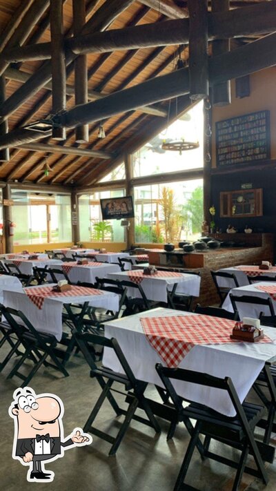 Veja imagens do interior do Toca do Peixe Valinhos