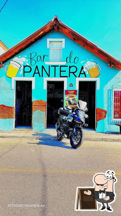 Descubra a área externa do Bar do Pantera