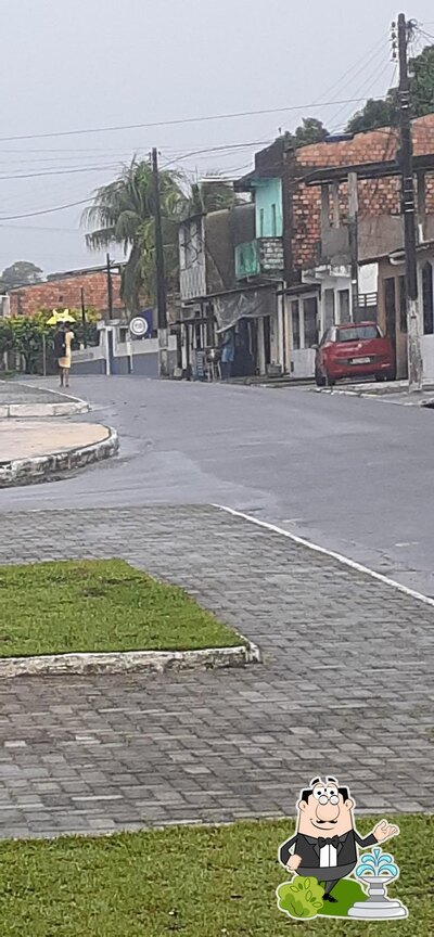 a área exterior é uma característica importante do M&CLanches e Açaí
