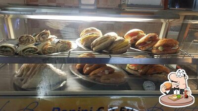 Prova un hamburger alla pizzeria Le Buffet