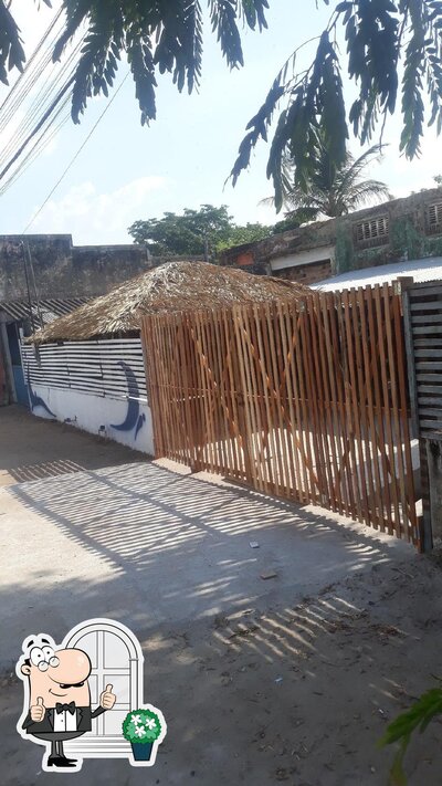 a área exterior é uma característica importante do Mãe juanna boteco