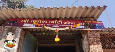 Meals at Chandwani Chicken Center