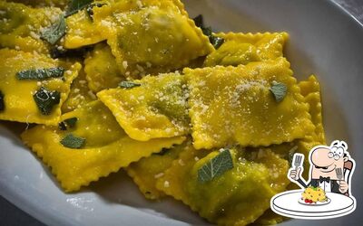 Platti al Ristorante Pizzeria Shakespeare