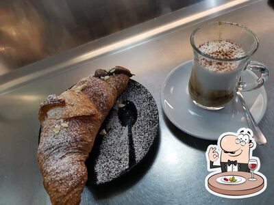 Platti al Caffe Roma