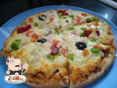 At Cafe Chocolicious, you can get pizza