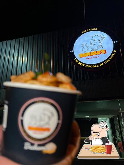 Ronald's Macarrão foto