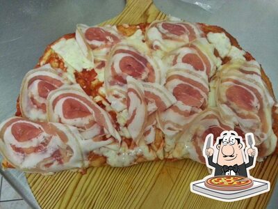 A Pizza al Taglio Coffio, puoi goderti una bella pizza