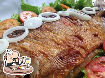 Comida em Restaurante Peixe No Bafo