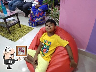 Check out how Bangaliana Restaurant looks inside