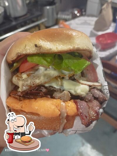 Peça um hambúrguer no Cantinho Beer Rustic