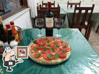 Veja imagens do interior do O Italiano